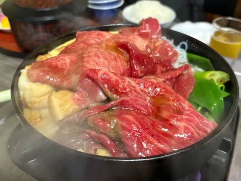 とろける牛肉と湯気