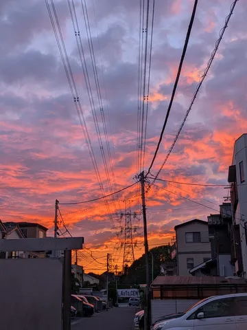 電線と夕焼けのシンフォニー