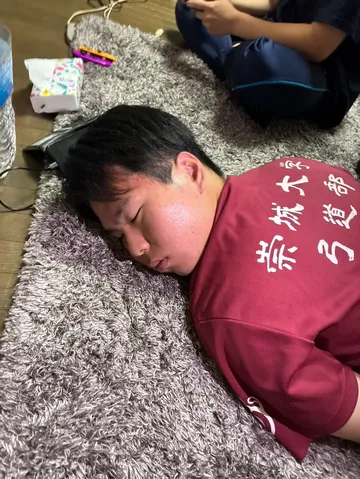 お疲れ様です。おやすみなさい。