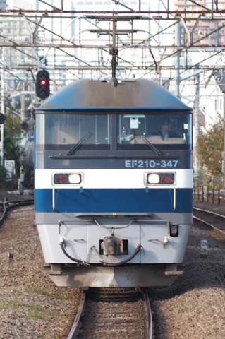 EF210-347、その存在感