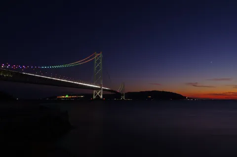 橋の気合がすごい！夕焼けとのW主役争い