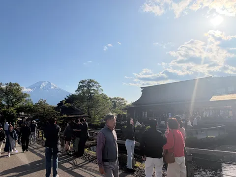 富士山を望む、初夏の風景