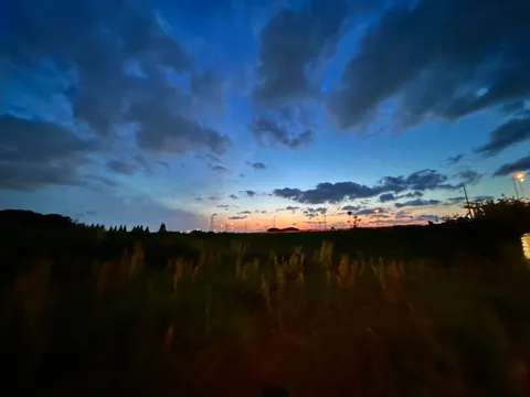 黄昏、静寂の筆致