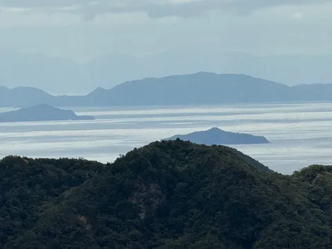 海と島が語る青い景色
