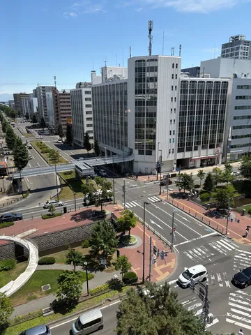 都会の静脈、緑の囁き