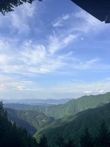 山々の連なる奥行き