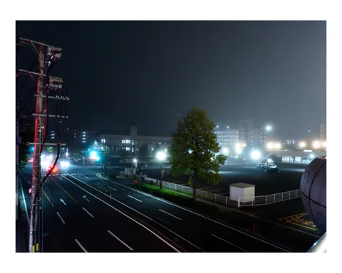 霧深き夜の静寂