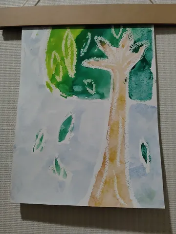 春と冬が混ざる静かな風景