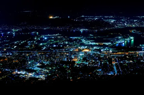 夜景と潮風の交差点