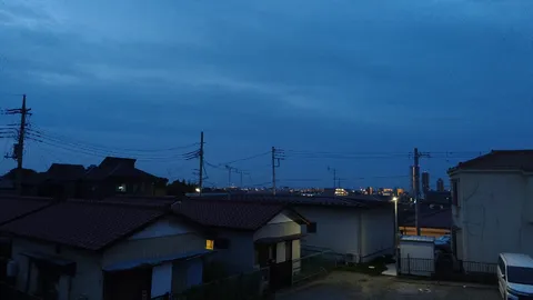 藍色の帳、灯りの約束