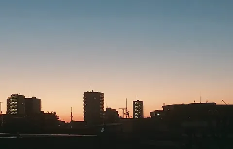 街と空の境界線