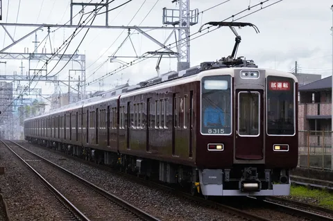 雨模様の出向列車