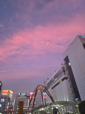 夢幻の空に浮かぶ都市の詩