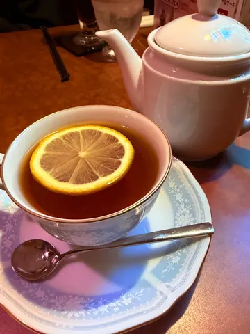 レモンと湯気の午後