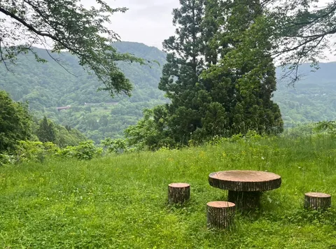 山の上の秘密基地