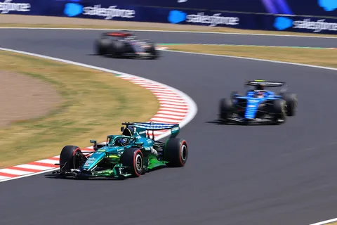 サーキットの躍動感