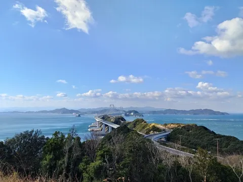 海と橋を結ぶ風の道