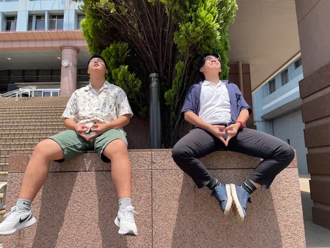 日差しを浴びて、ととのう二人