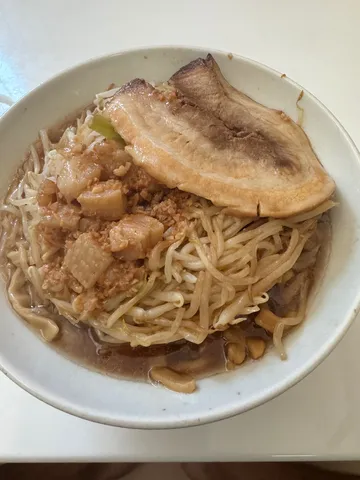 チャーシューが主役！タワー麵