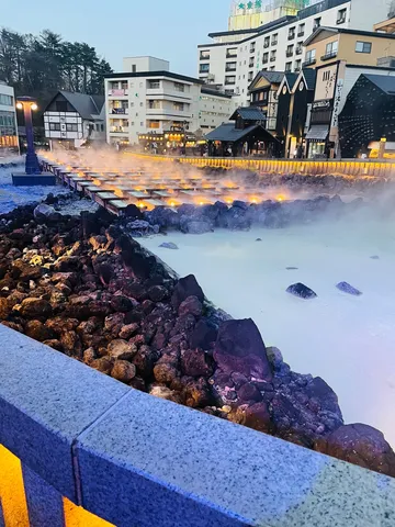 湯けむり幻想の温泉街