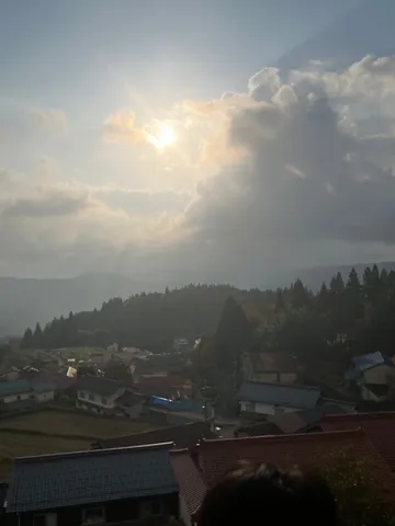 光と雲のゆるやかな刻