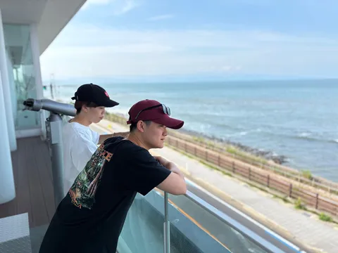 海の見えるテラスで一休み