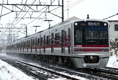 雪化粧の旅路、銀世界を駆ける