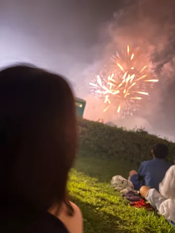 夜空と花火の記憶