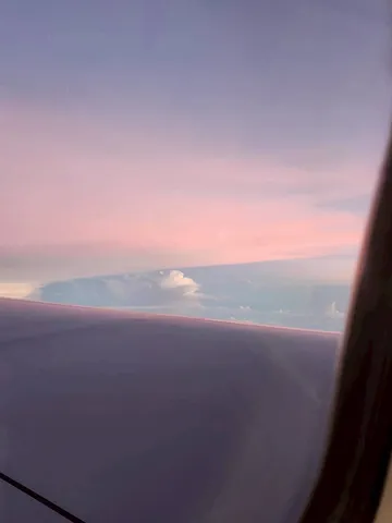 飛行機の窓