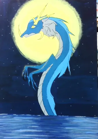 月明かりに浮かぶ青い竜