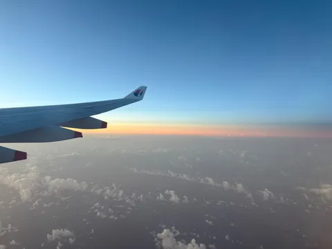 空と雲のグラデーション