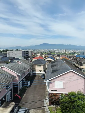 日常に溶け込む遠景と近景