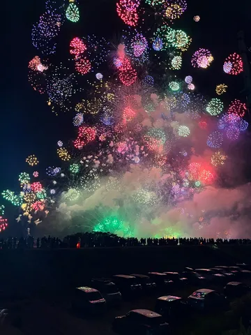 夜空を彩る光の祭典