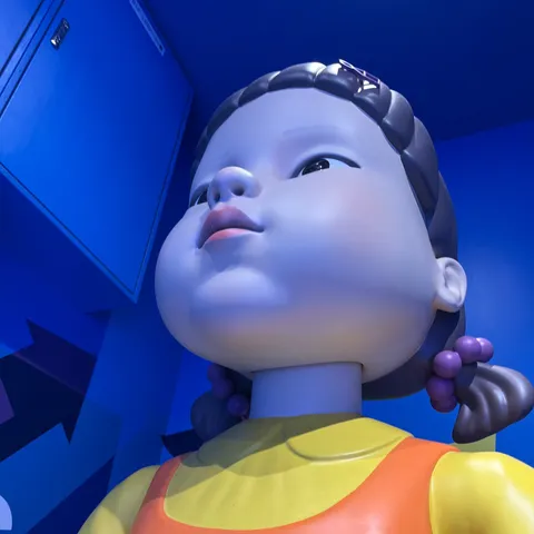 あの日の少女、静かなる視線
