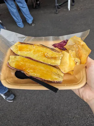 とろける焼き芋とカラフルチップス