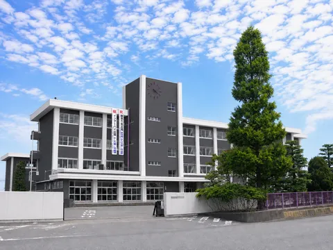 空と校舎、成長のシンボル