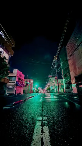 都市の夜、灯りの調べ