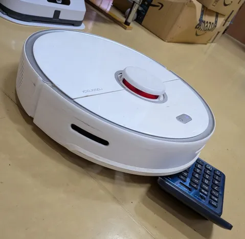 ロボット掃除機と電卓の意外な遭遇