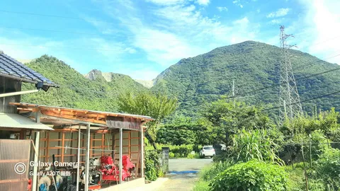 緑深き山の麓、素朴な暮らし