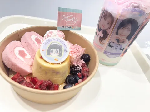 ピンクが彩るカフェスイーツ