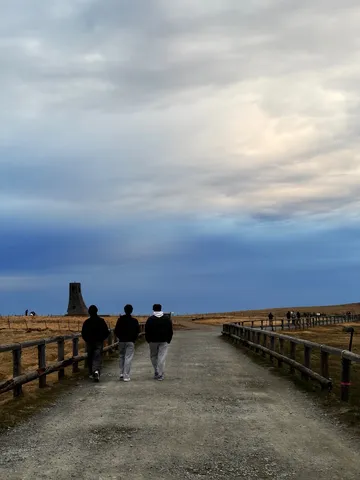 道標なき旅路、未来へ続く空