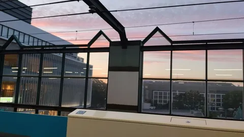 夕焼け、まだ営業中