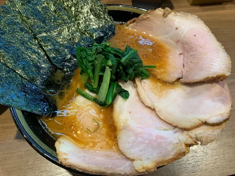 海風を感じる豪快な一杯