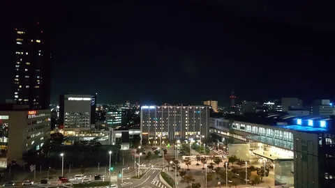 眠らない街の灯り