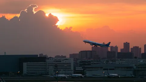 夕焼け空、旅立ちの瞬間