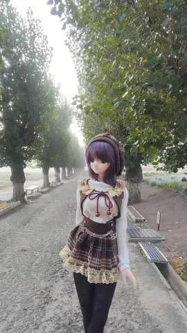 森の道で映える装い