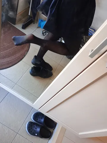 鏡越しの足元と日常