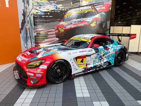 爆走するミクの世界