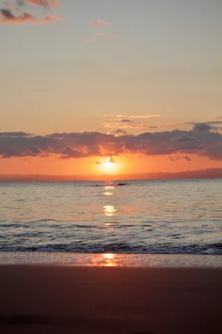 茜色の海と空の境界線