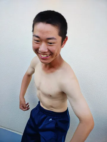 夏の涼やかな笑顔